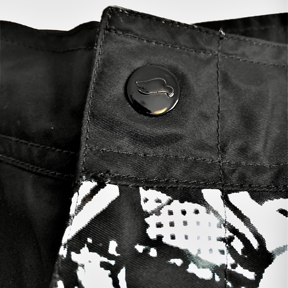 Tony Hawk shorts - Picture 2 of 4